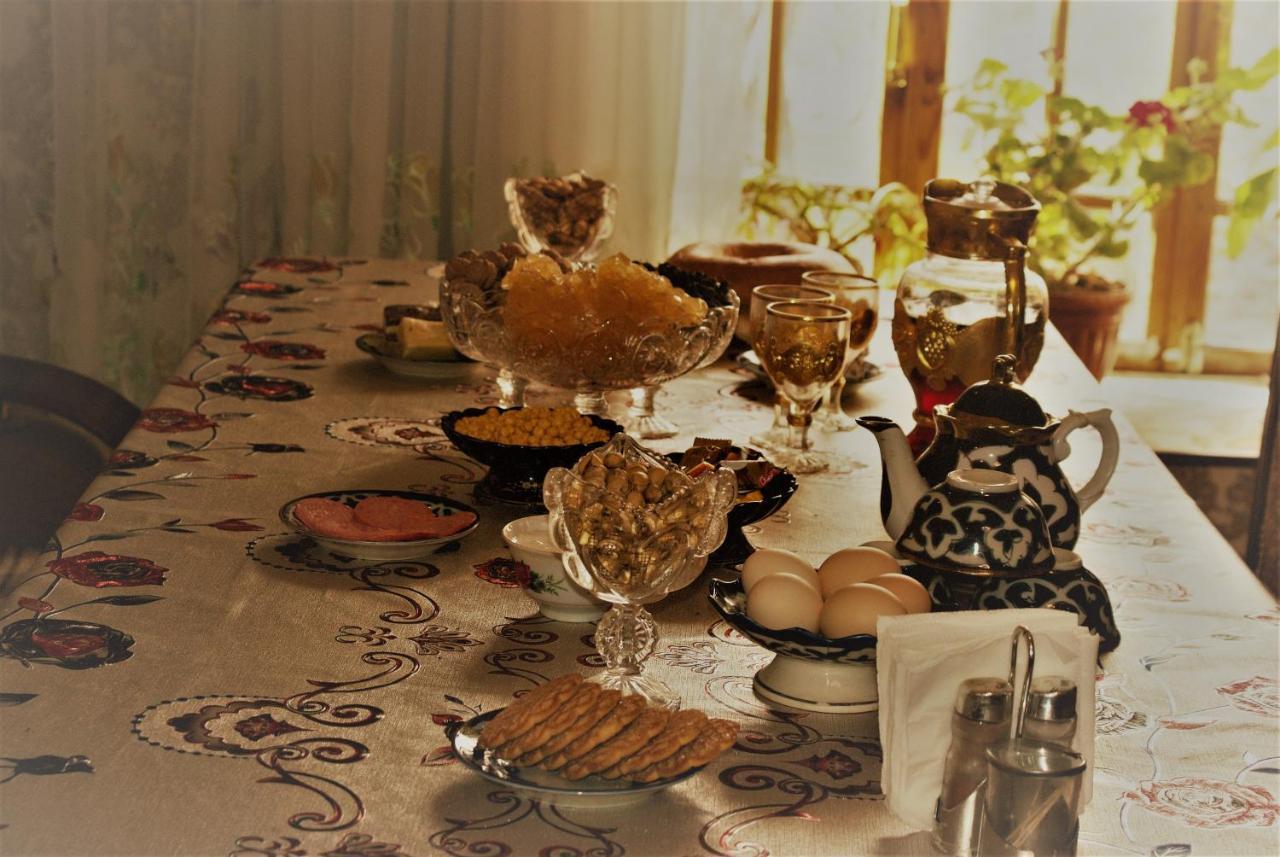 Spring Family Guest House Tersak Eksteriør billede